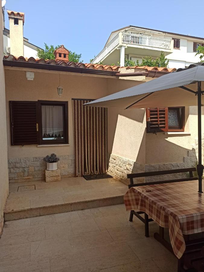 Adria Apartments Póla Kültér fotó