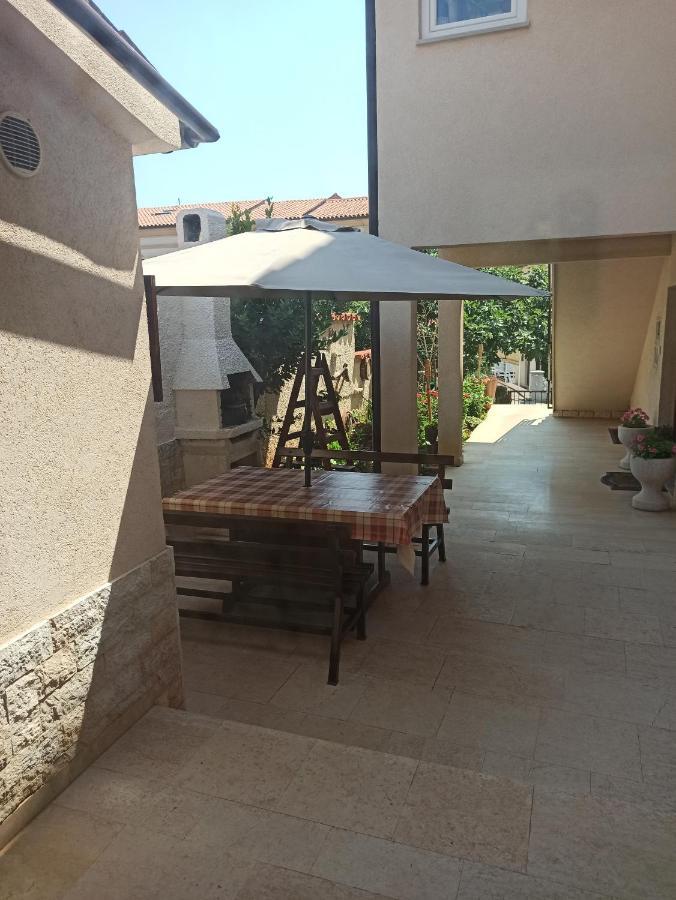 Adria Apartments Póla Kültér fotó